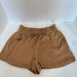 High Waist The Pants Store Tan Shorts with Elastic Waistband and Flowing Fit Sma